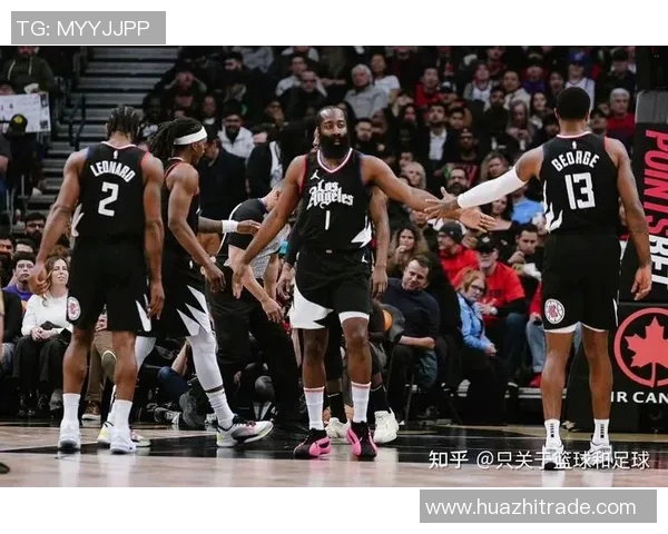 2017年快船与猛龙精彩对决回顾及赛季亮点分析