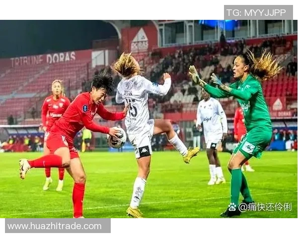 女足中国对阵日本精彩重播回顾赛场瞬间与精彩进球分析